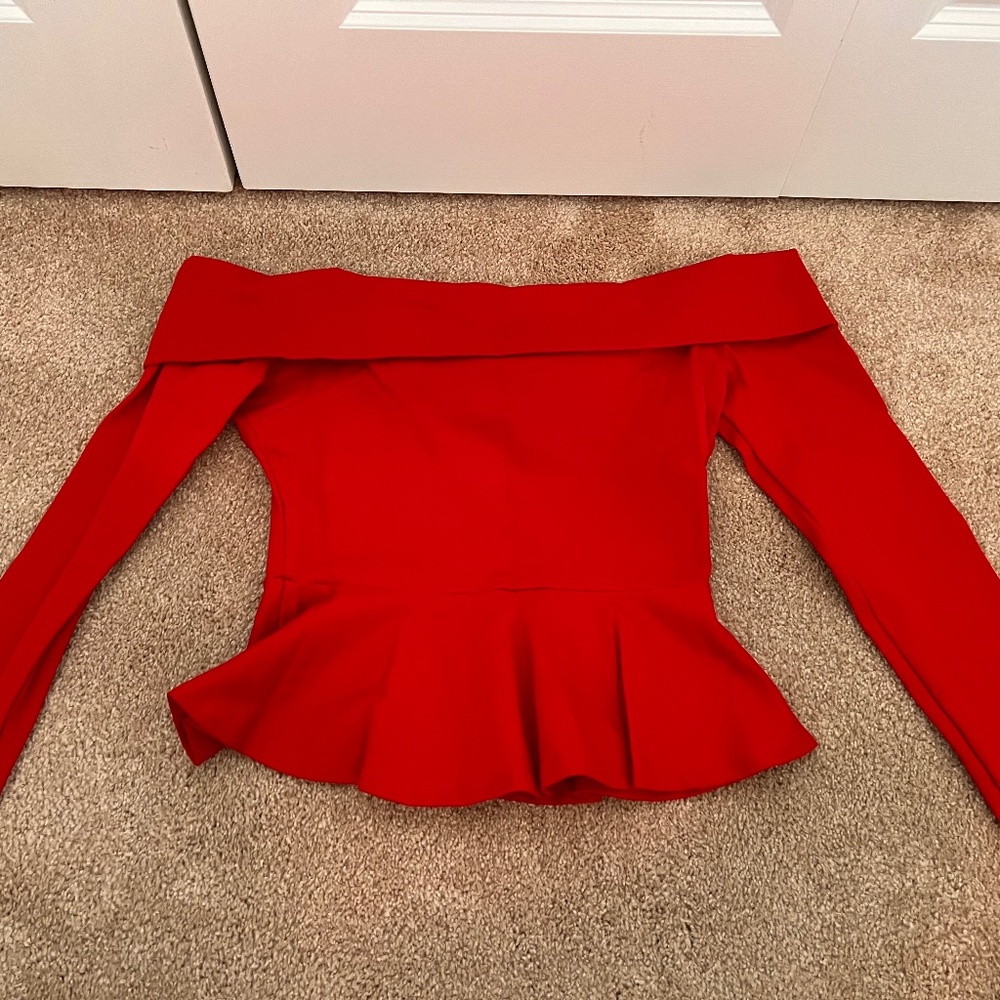 Windsor Red Peplum Long Sleeve Off Shoulder Top M